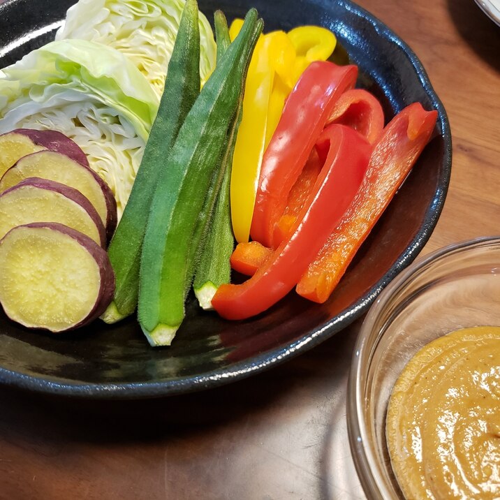 電子レンジで簡単！温野菜と味噌ダレ